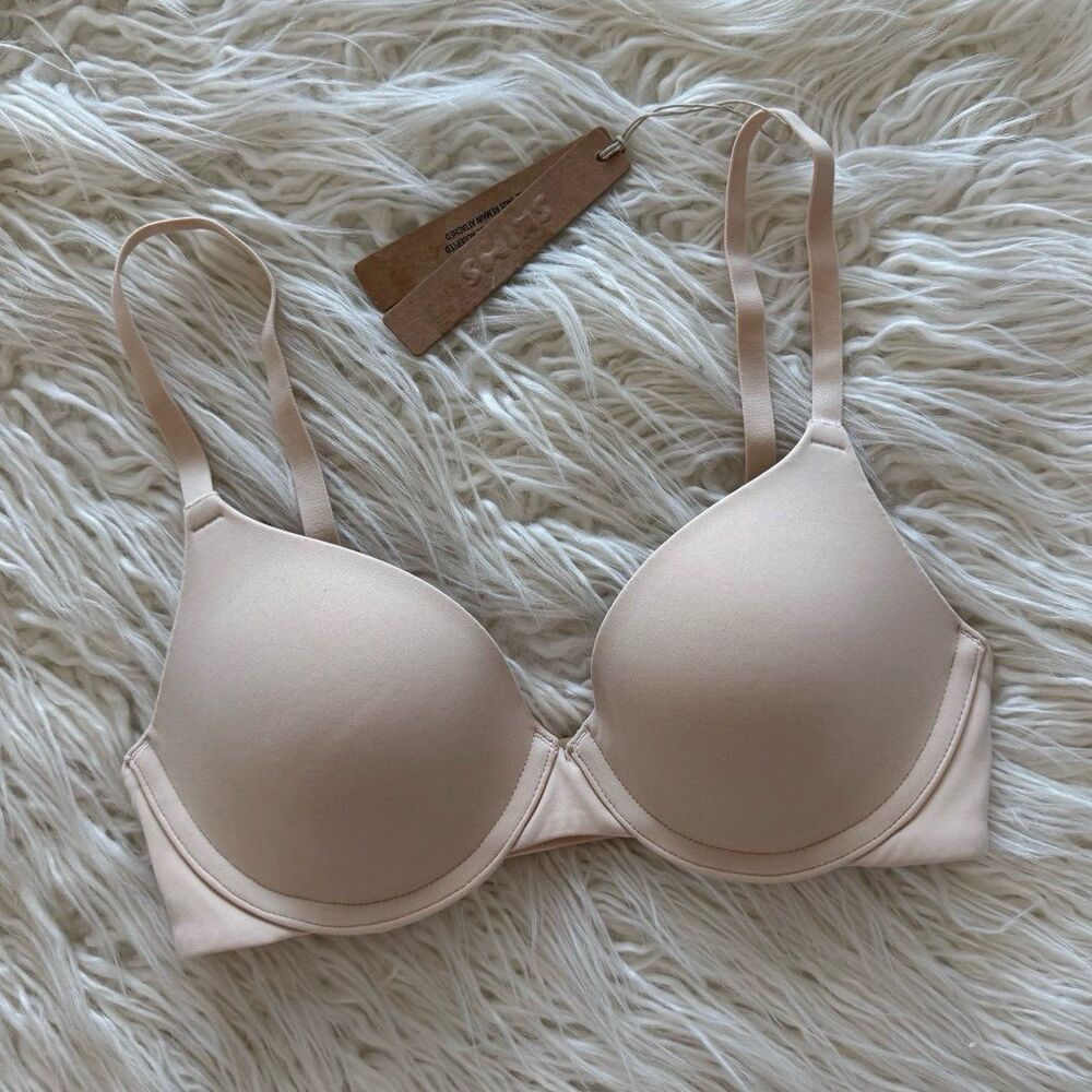 Skims Fits Everybody T-shirt Bra Sand Size 30B - Picture 3 of 7